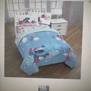 Twin Disney Pink and Blue stitch bed set